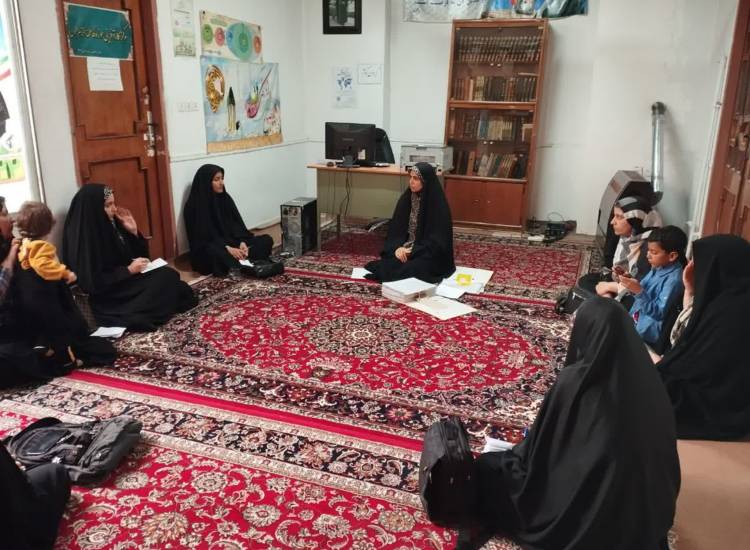 برگزاری جلسه توجیهی برنامه های اجتماعی
